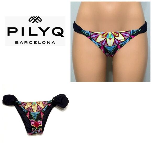 PILYQ lotus flower bikini bottoms. New - Picture 1 of 12